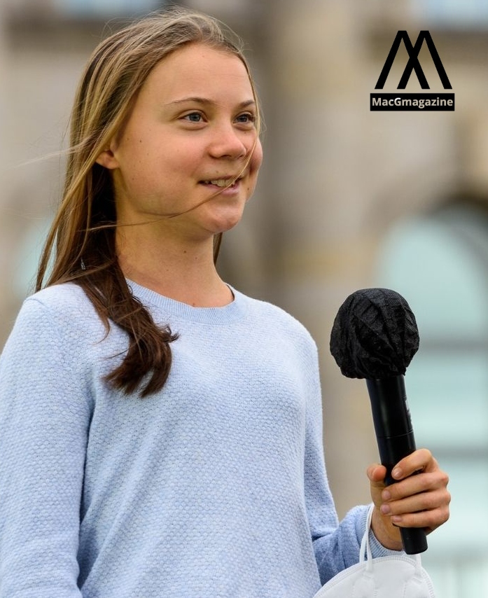Greta Thunberg pops in a festival and warns 