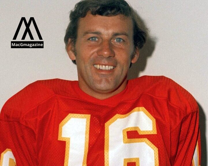 Len Dawson and his iconic Cigaretter picture. Who was Len Dawson