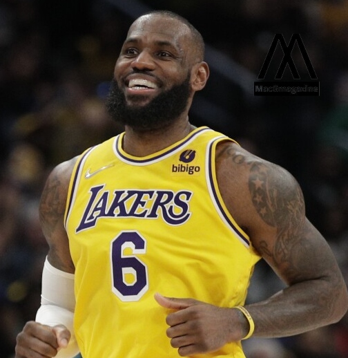 Lebron James extends the contract with the lakers, receives $97.1m